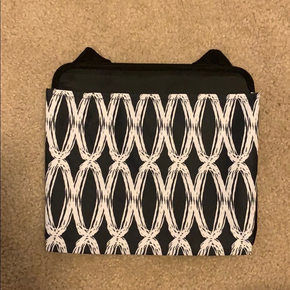 Thirty-One Discontinued Oh - Snap bag/organizer